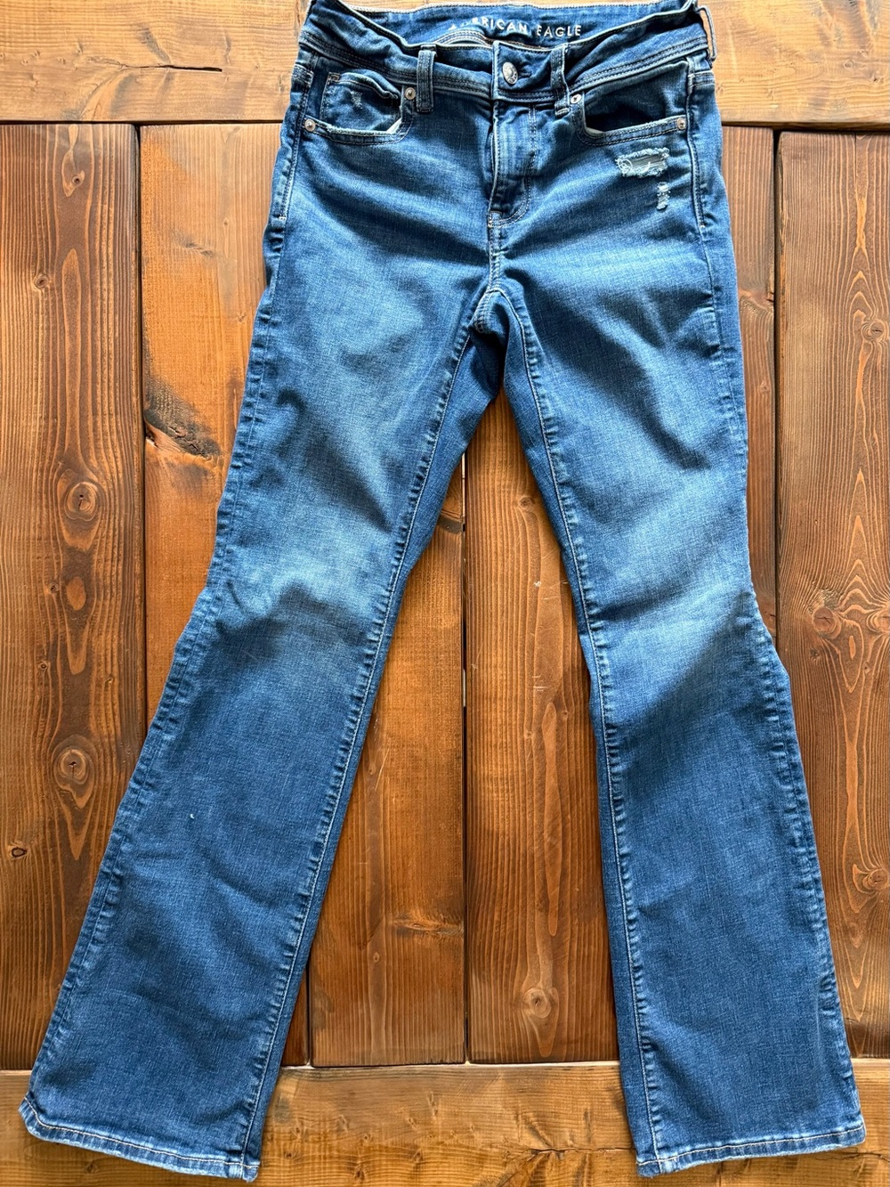 American Eagle Next Level Stretch Low Rise Kick Bootcut Jeans Size 2 Regular